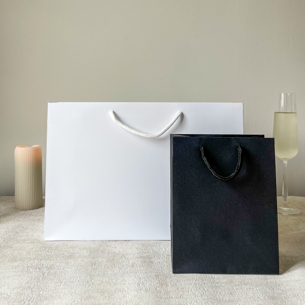 stylish-medium-tall-black-matt-boutique-paper-carrier-bags