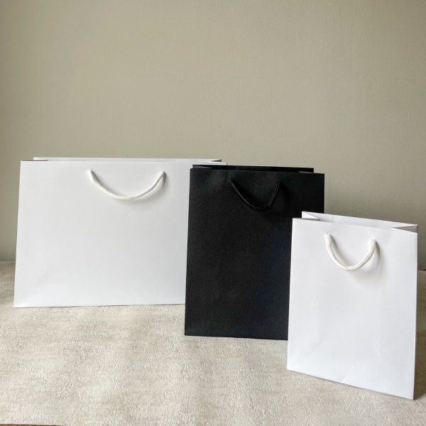paper bags with rope handles